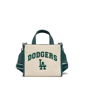 The 1  MLB MLB Tote Bags ขอแนะนำกระเป๋าคอลใหม่ MLB Tote Bags